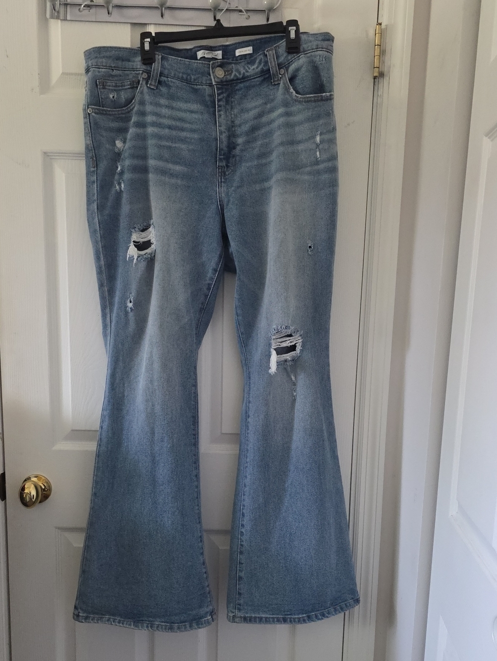Arula Jeans Distressed Size 16